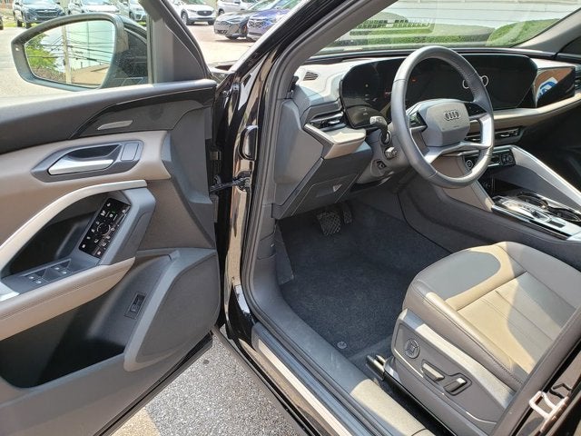 2025 Audi Q5 Premium Plus