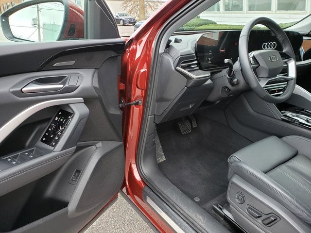 2025 Audi Q5 Premium Plus