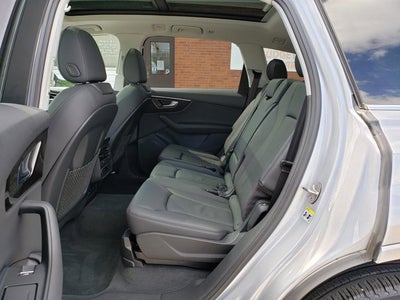 2022 Audi Q7 Premium