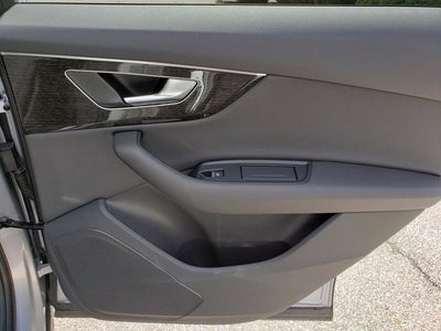 2022 Audi Q7 Premium