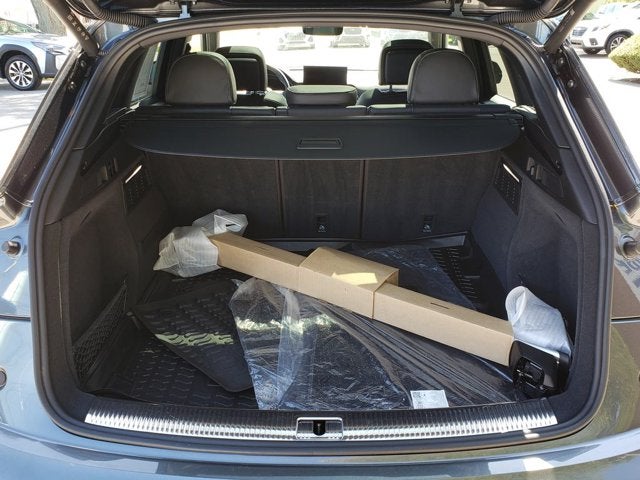 2023 Audi SQ5 Premium Plus