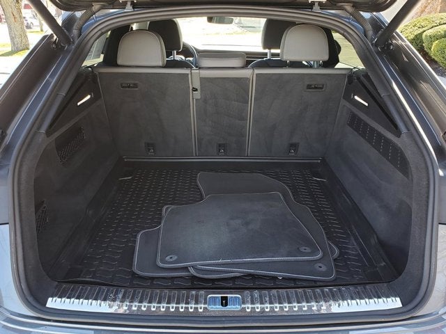 2020 Audi Q8 Premium Plus