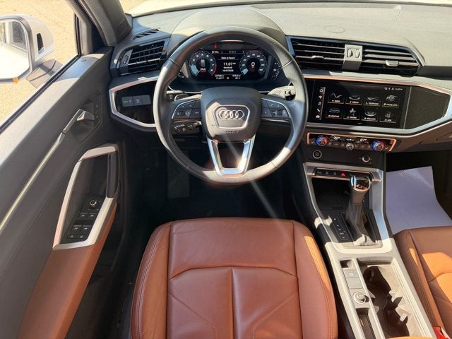 2024 Audi Q3 S line Premium
