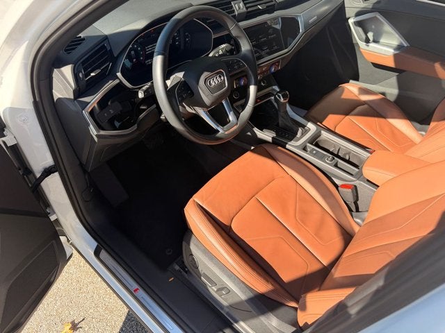 2024 Audi Q3 S line Premium