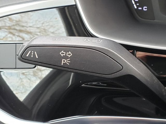 2020 Audi Q3 S line Premium