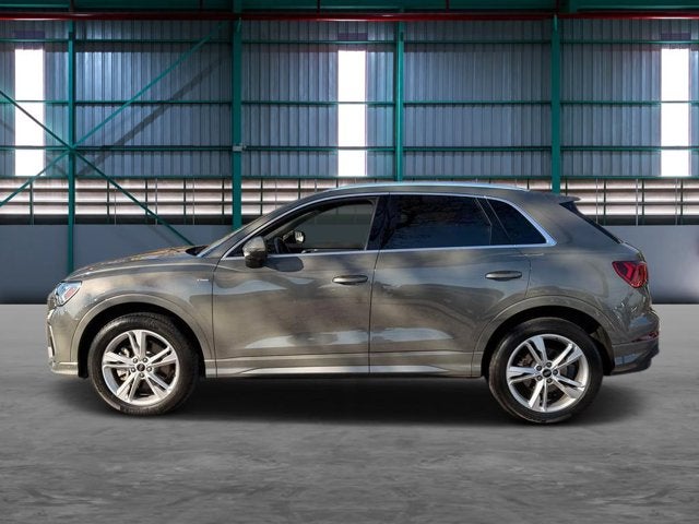 2023 Audi Q3 S line Premium