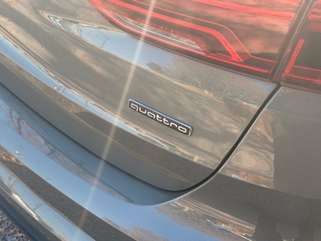 2023 Audi Q3 S line Premium