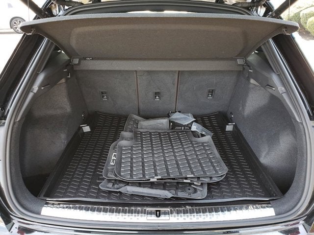 2023 Audi Q3 S line Premium