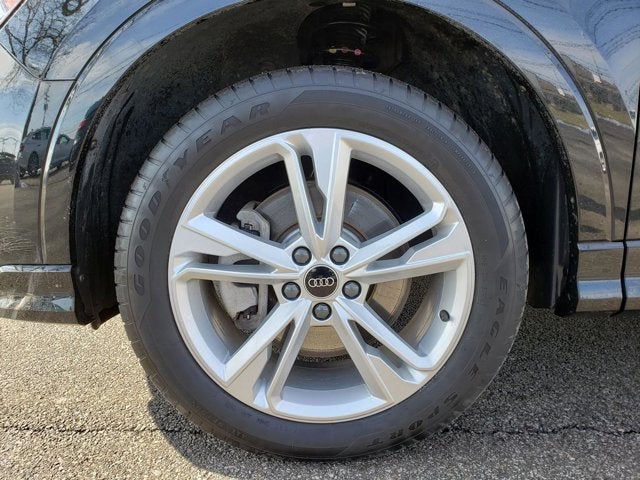 2023 Audi Q3 S line Premium