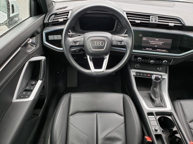 2023 Audi Q3 S line Premium