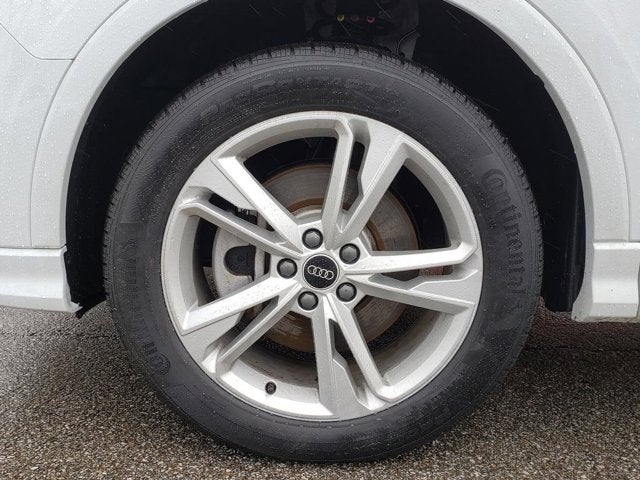 2023 Audi Q3 S line Premium