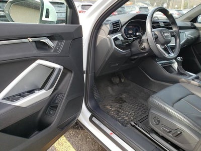 2023 Audi Q3 S line Premium