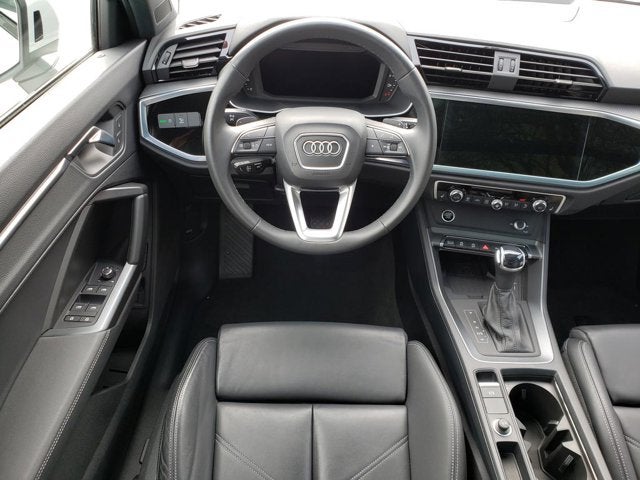 2024 Audi Q3 S line Premium