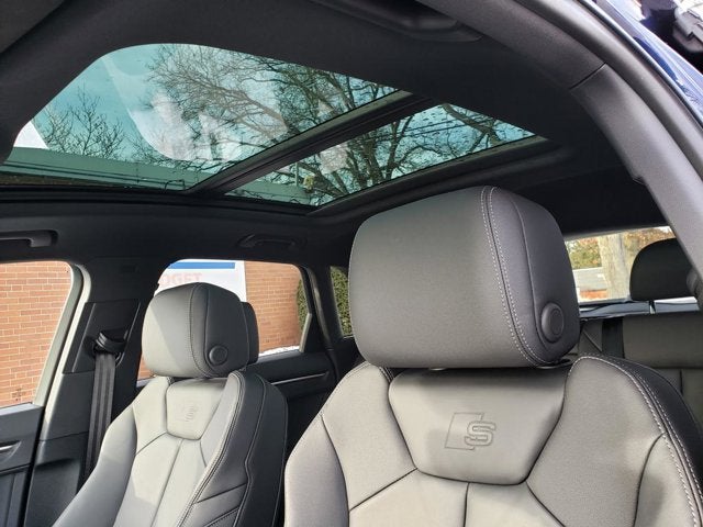 2025 Audi Q3 S line Premium