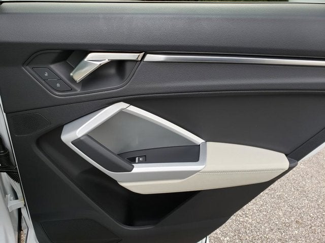 2023 Audi Q3 S line Premium