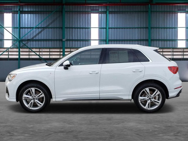 2023 Audi Q3 S line Premium