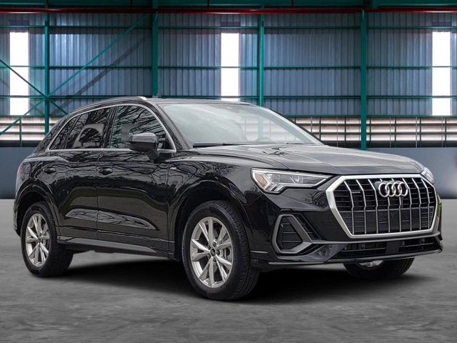 2025 Audi Q3 S line Premium