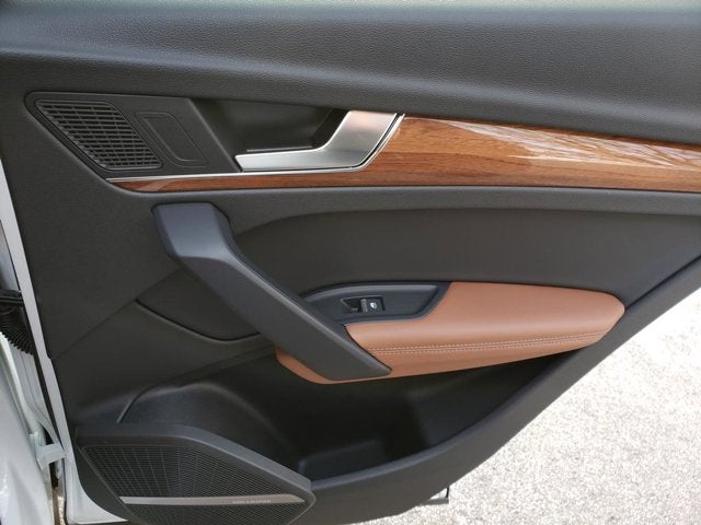 2023 Audi Q5 S line Premium Plus