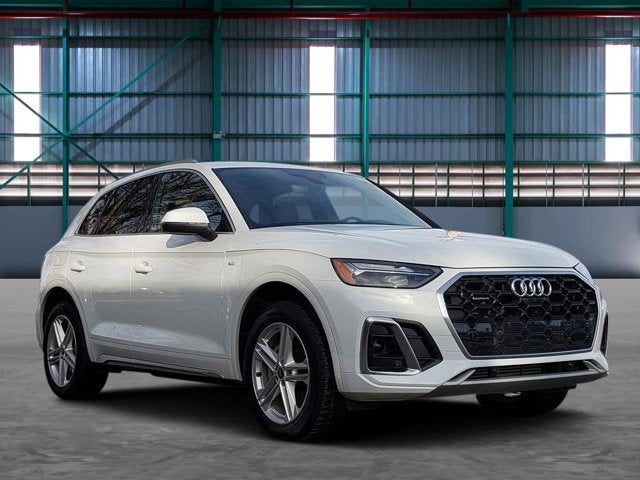 2023 Audi Q5 S line Premium Plus