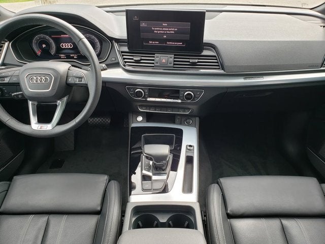 2024 Audi Q5 S line Premium Plus