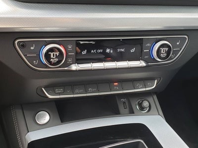 2024 Audi Q5 S line Premium Plus