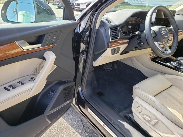 2023 Audi Q5 S line Premium Plus