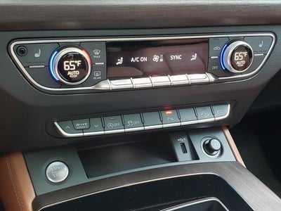 2023 Audi Q5 S line Premium Plus