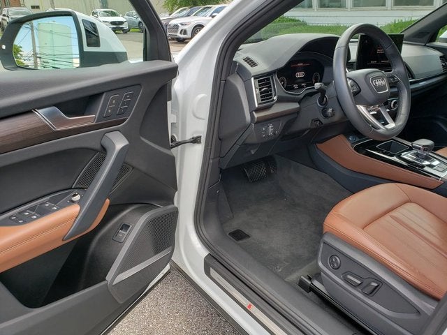 2023 Audi Q5 S line Premium Plus