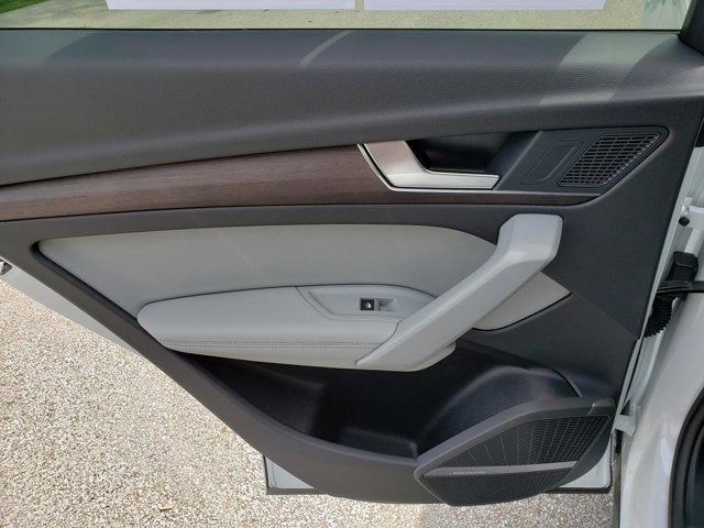 2024 Audi Q5 S line Premium Plus