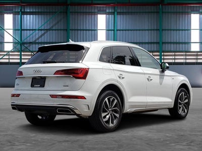 2024 Audi Q5 S line Premium Plus