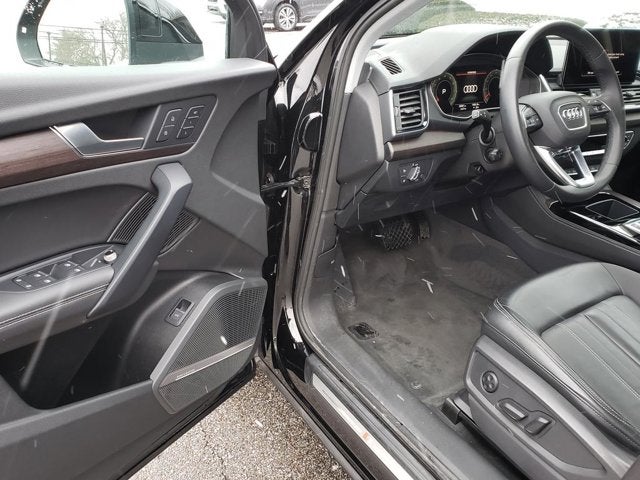 2023 Audi Q5 S line Premium Plus