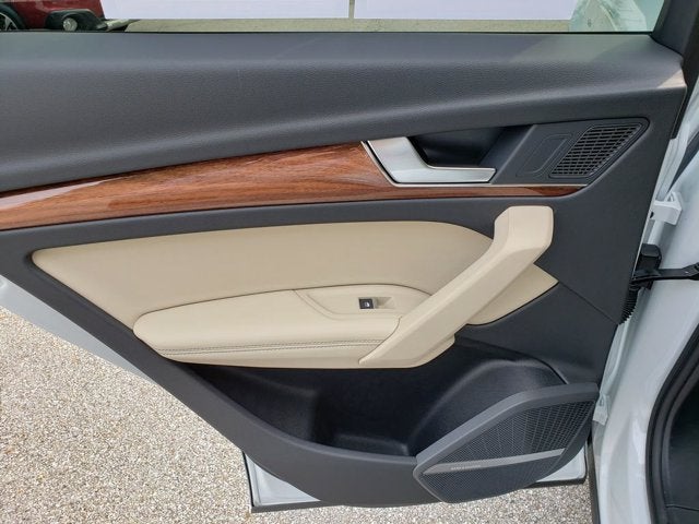 2023 Audi Q5 S line Premium Plus