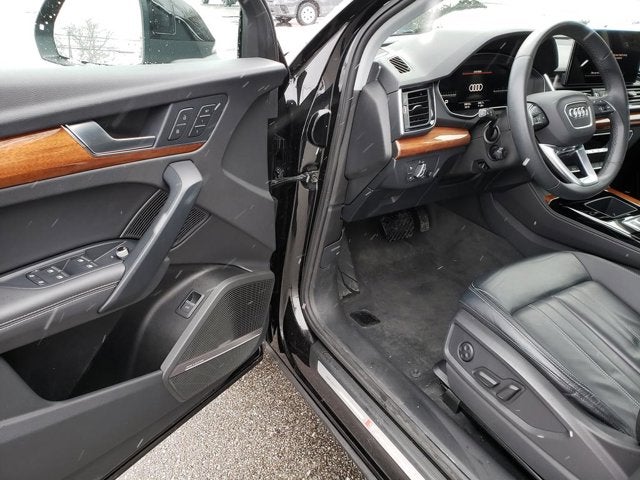 2023 Audi Q5 S line Premium Plus