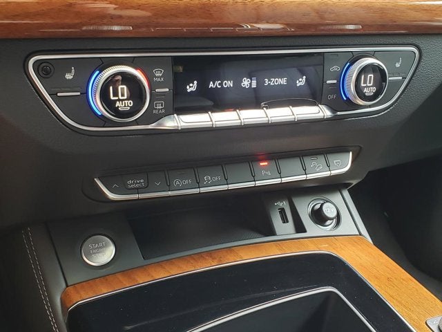 2023 Audi Q5 S line Premium Plus