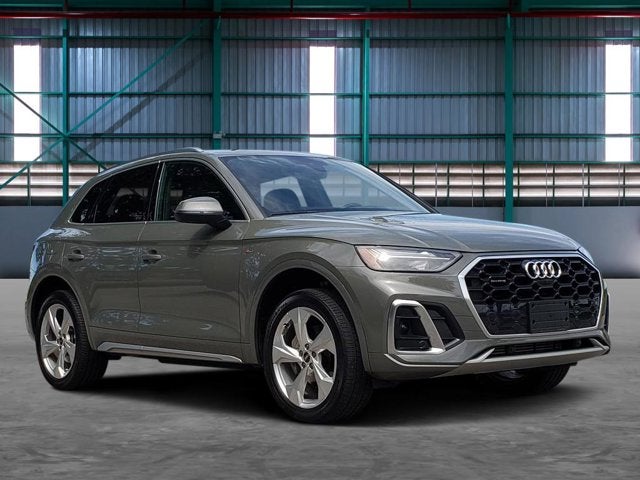 2023 Audi Q5 S line Premium Plus