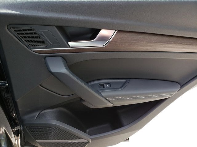 2025 Audi Q5 S line Premium Plus