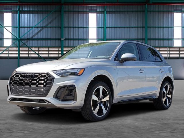 2023 Audi Q5 45 Premium Plus's photo