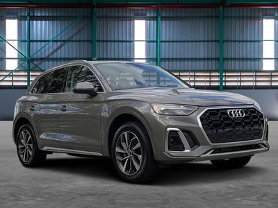 2023 Audi Q5 S line Premium Plus
