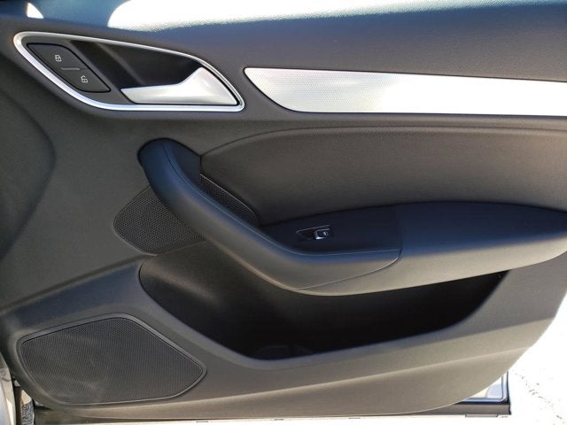 2018 Audi Q3 2.0 TFSI Premium quattro AWD