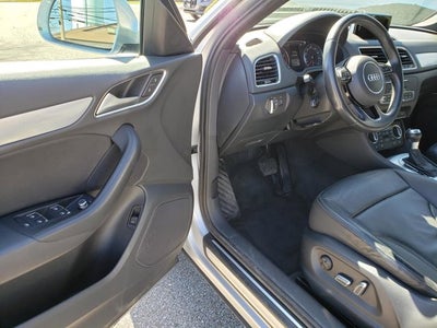 2018 Audi Q3 2.0 TFSI Premium quattro AWD