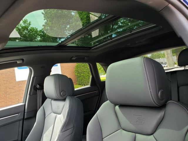 2024 Audi Q3 S line Premium Plus