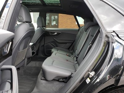 2025 Audi Q8 Premium Plus