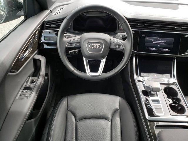 2025 Audi Q8 Premium Plus