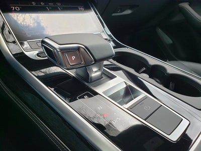 2025 Audi Q8 Premium Plus