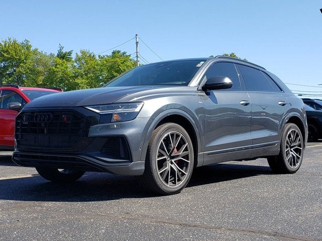 2022 Audi Q8 Premium Plus