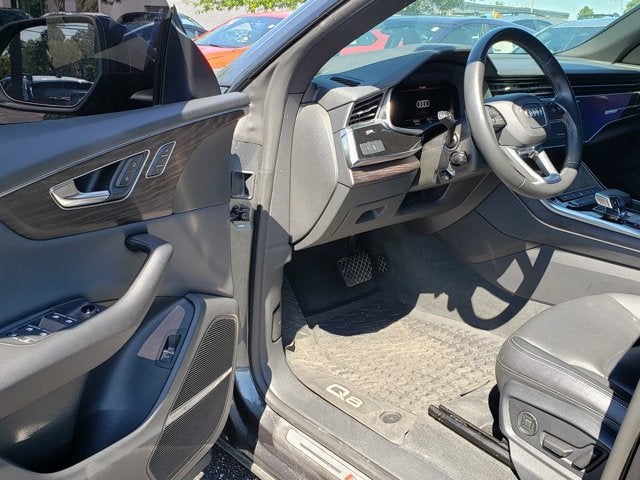 2022 Audi Q8 Premium Plus