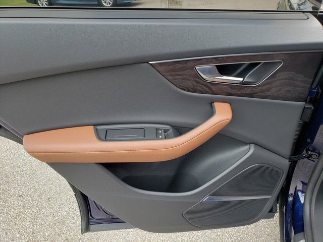 2023 Audi Q8 Premium Plus