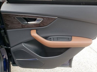 2023 Audi Q8 Premium Plus