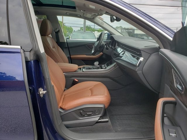 2023 Audi Q8 Premium Plus