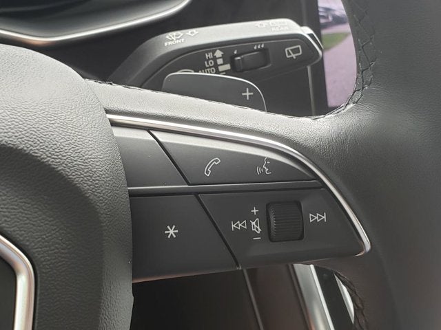 2023 Audi Q8 Premium Plus